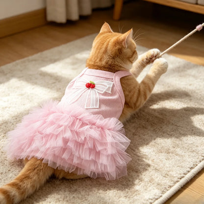 1 pet sleeveless printed dress, suitable for indoor and outdoor use, lightweight, breathable and elastic cat and dog clothing